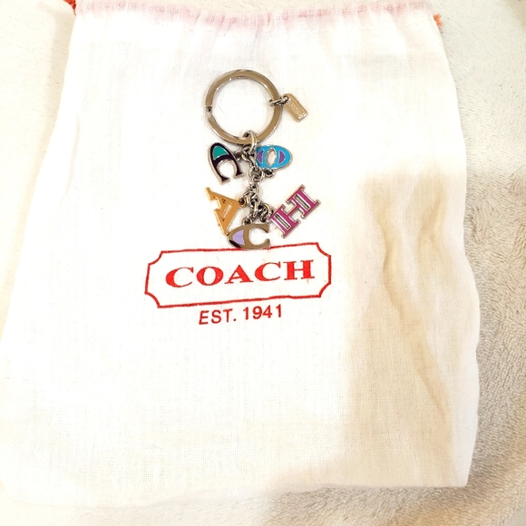 COACH KEYCHAIN - Picture 4 of 4